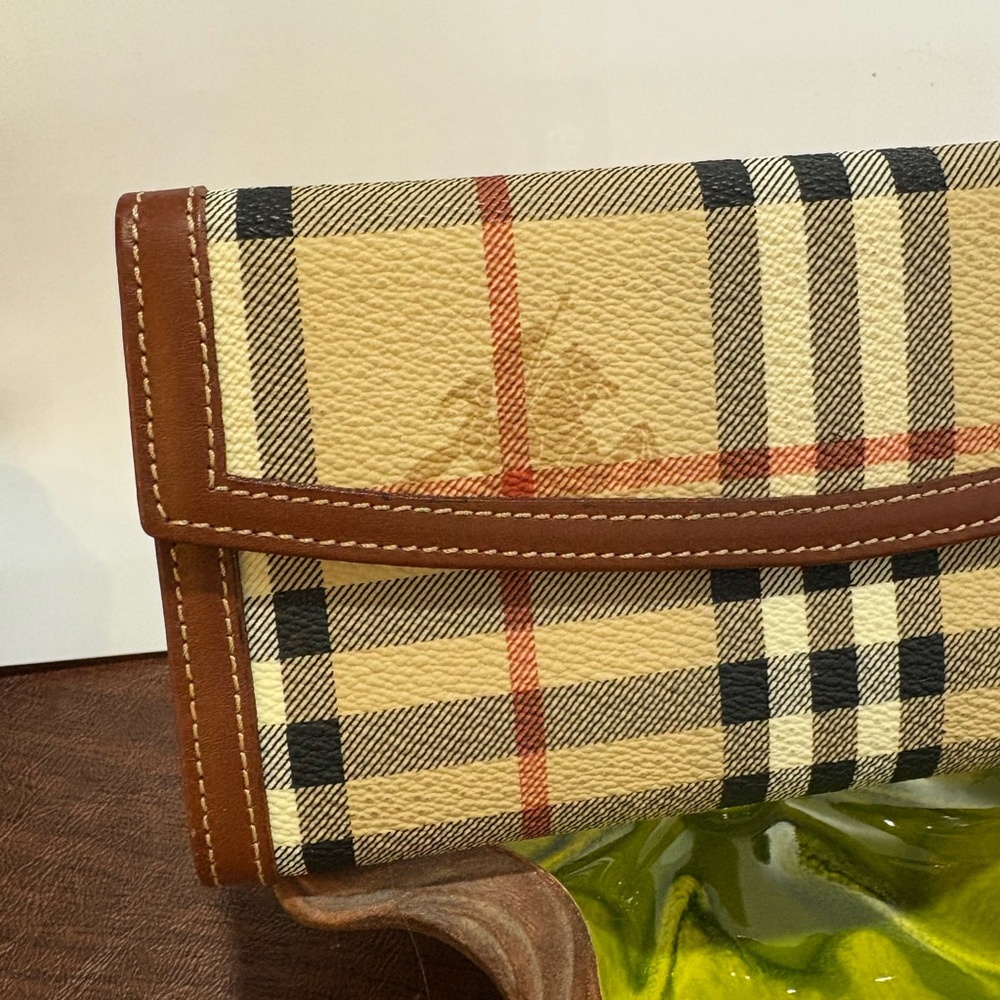 Burberry Haymarket Check coated canvas long wallet with brown leather trim - Picture 3 of 15